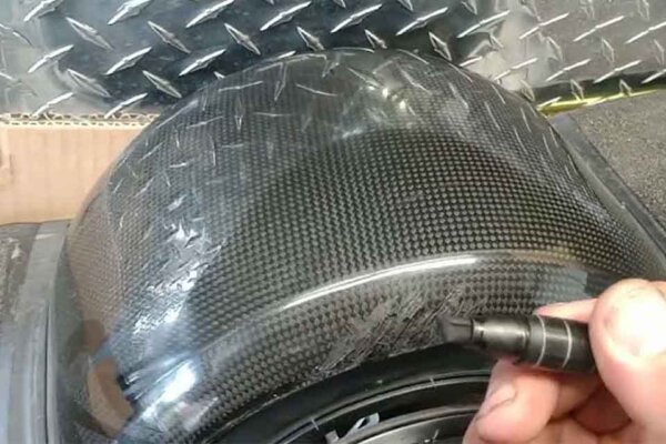 how to fix carbon fiber scratche