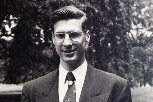 Who Discovered Carbon Fiber? Invention History Explained 3 Roger Bacon