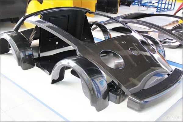 how to make carbon fiber car parts